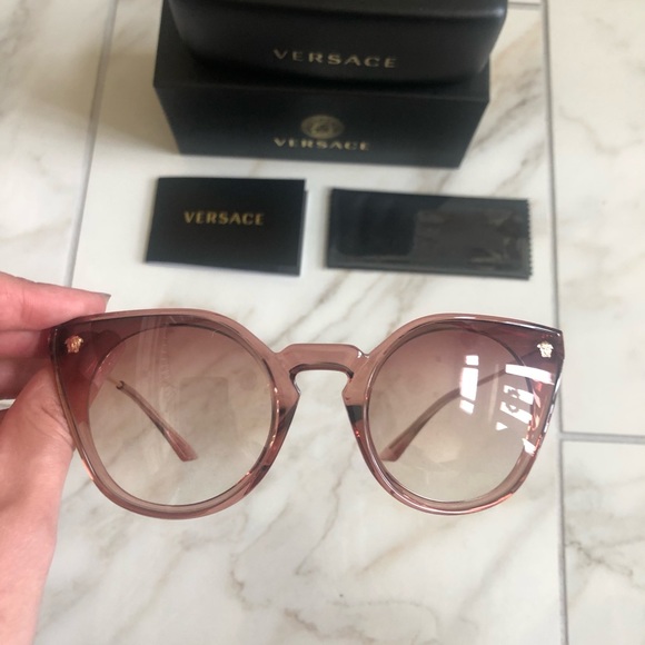 🔥NEW VERSACE SUNGLASSES 🔥 - Picture 8 of 12